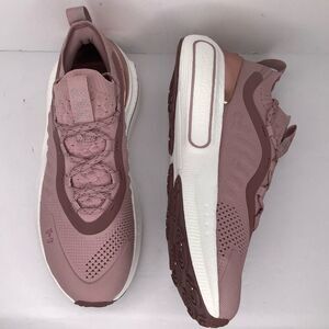 New Under Armour UA Phantom 4 Chrome Rose Women’s Sneakers Sz 11